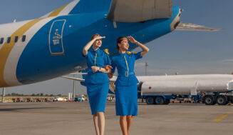 Blue Flight Attendant Uniform, Flight Status, Flight Tracker, Vacations, Suit⏬👇🏻